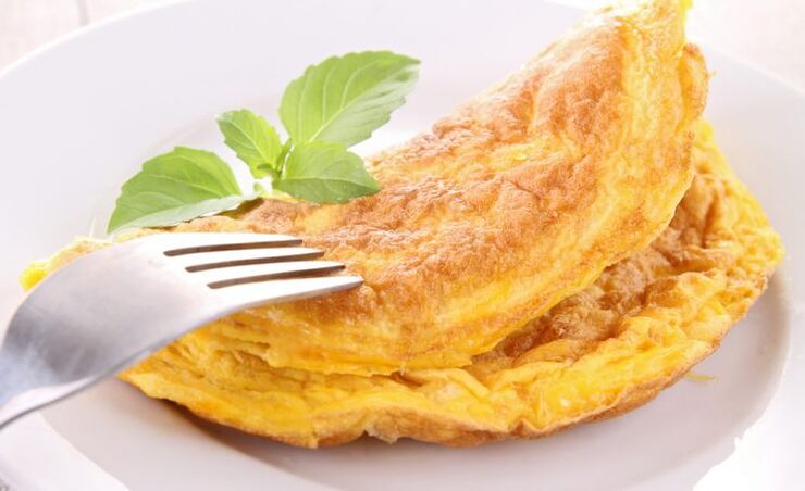 Chicken omelette - a dietary dish allowed for gout