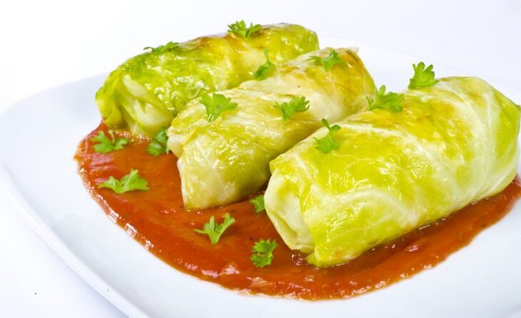 With gout, a hearty dish will be pike perch rolls with cottage cheese in Chinese cabbage